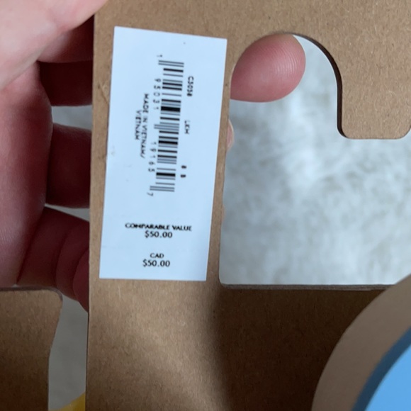 NWT Coach daisy flip flops size 8 - Picture 4 of 4